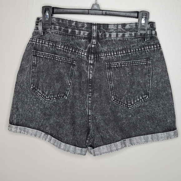 Shein Black High Rise Denim Shorts Medium NWOT - Picture 2 of 5